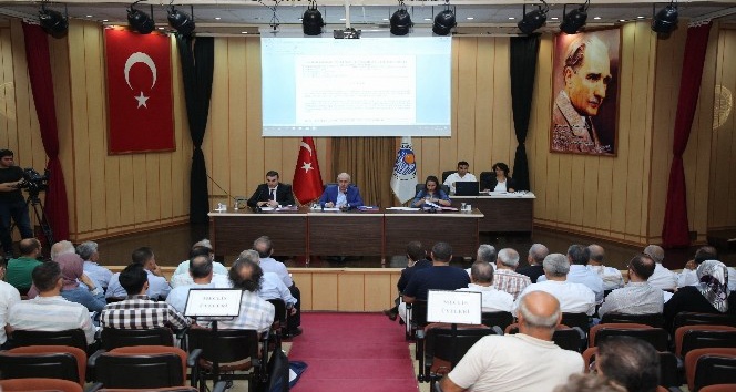 Akdeniz Belediye Meclisi toplandı