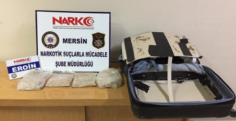 Valizden Uyuşturucu Çıktı