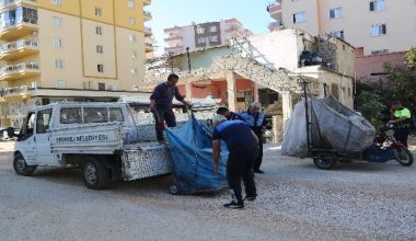 Erdemli zabıtasından hurdacılara denetim