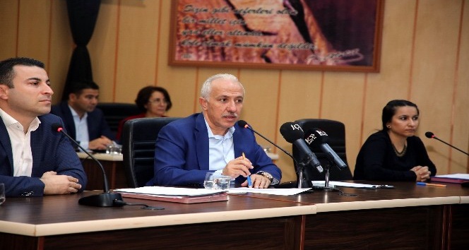 “Otizmli çocuklarımızı yuhalayanları kınıyorum”