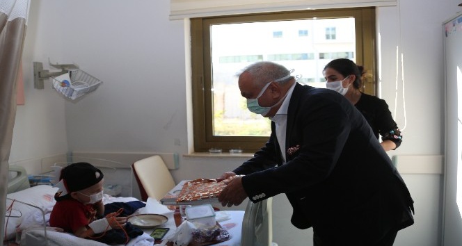 Tollu’dan lösemi hastası çocuklara moral