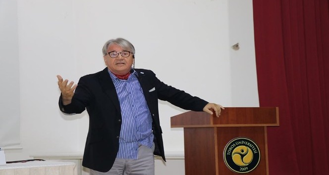 Toros Üniversitesi’nde ‘Atatürk ve Cumhuriyet’ konferansı