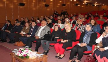 Erdemli’de kadına şiddete hayır programı