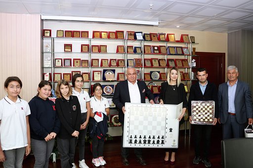 ATIKPİL TOPLAMA YARIŞMASI