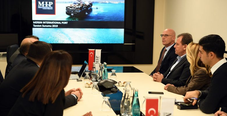 SEÇER: “TIRLAR ŞEHİR İÇİ TRAFİĞE KARIŞMADAN LİMANA GİRECEK”