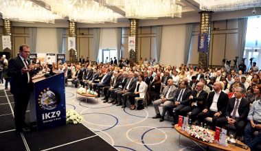 “DERDİMİZ MERSİN’İ DÜNYADA MARKA BİR KENT YAPMAK”