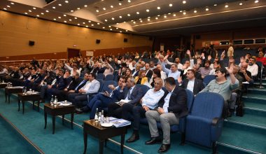 AKARYAKIT İHALESİ TARTIŞMASI