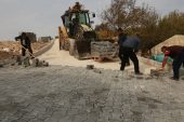 TOROSLAR’DA KİLİT PARKE YOL ÇALIŞMASI
