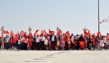 Toroslar Belediyesi 26. kuruluş yıldönümünü kutluyor