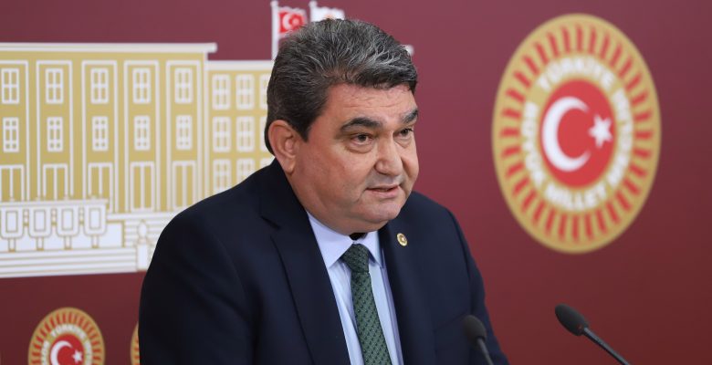 CHP’Lİ GÖKÇEL: SOĞAN İHRACATI ENGELLENİYOR