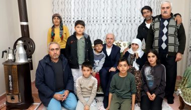 AKDENİZ BELEDİYE BAŞKANI GÜLTAK, TERÖR MAĞDURU AİLEYE SAHİP ÇIKTI!