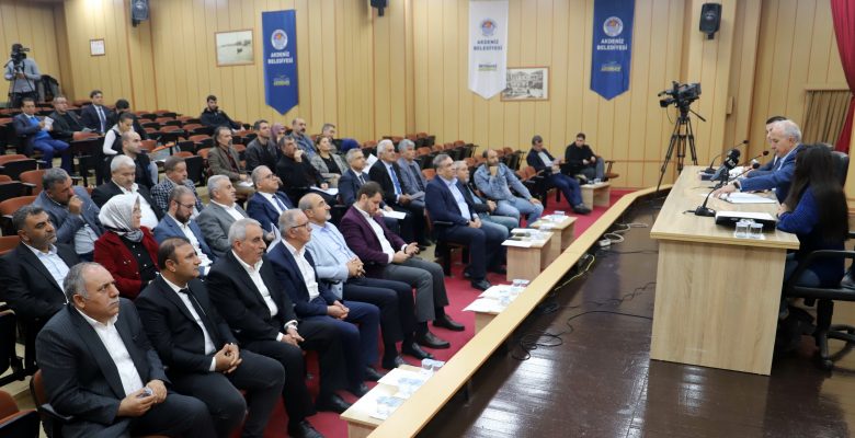 AKDENİZ BELEDİYE MECLİSİ, YILIN SON TOPLANTISINI GERÇEKLEŞTİRDİ
