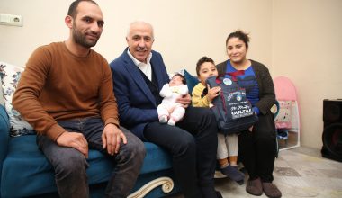 AKDENİZ’DE “HOŞ GELDİN BEBEK PROJESİ” BAŞLADI