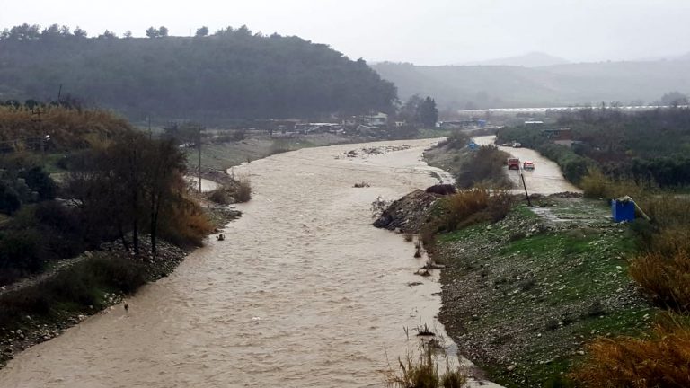 AFET YAŞARIZ KİMSE GÖRMEZ!