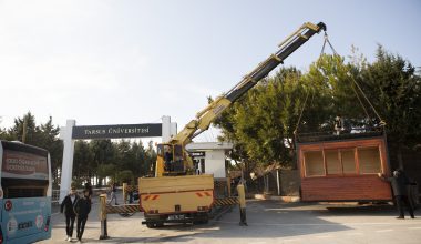 TARSUS ÜNİVERSİTESİ ÖĞRENCİLERİ ÇORBA BÜFESİNE KAVUŞTU