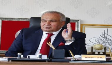 “Devletimizin ve kahraman ordumuzun yanındayız”