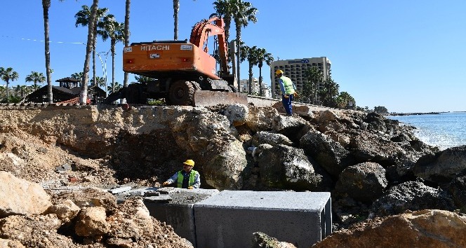 MESKİ, ekipleri çalışmaya devam ediyor