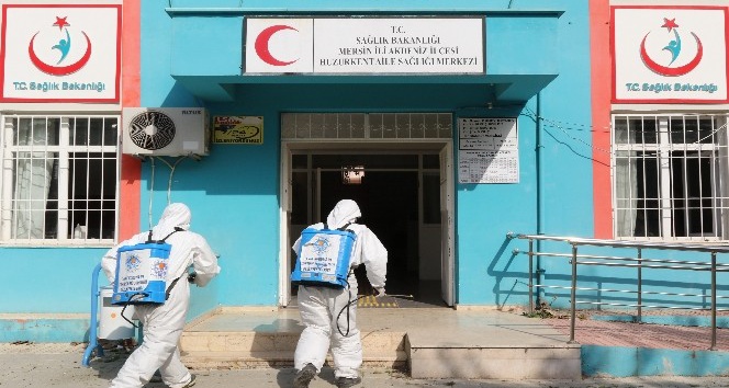 Akdeniz ilçesinde dezenfekte çalışmaları kırsal mahallelerde de sürüyor