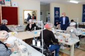Akdeniz Belediyesi, günlük 5 bin adet tıbbi maske üretiyor