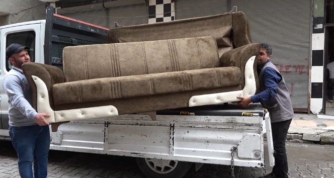 Akdeniz Belediyesinden, mağdur durumdaki ailelere yardım