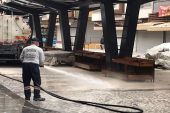 Akdeniz sokaklarında dezenfekte çalışmaları sürüyor