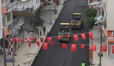 Sokağa çıkma yasağında asfalt çalışması yapıldı