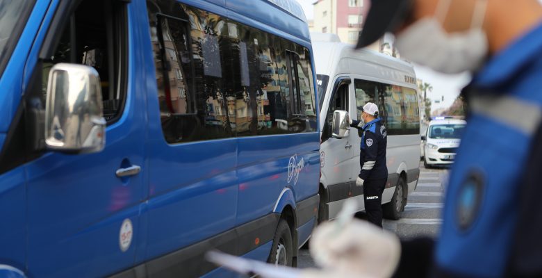 FAZLA YOLCU ALANLARA CEZAİ İŞLEM UYGULANDI