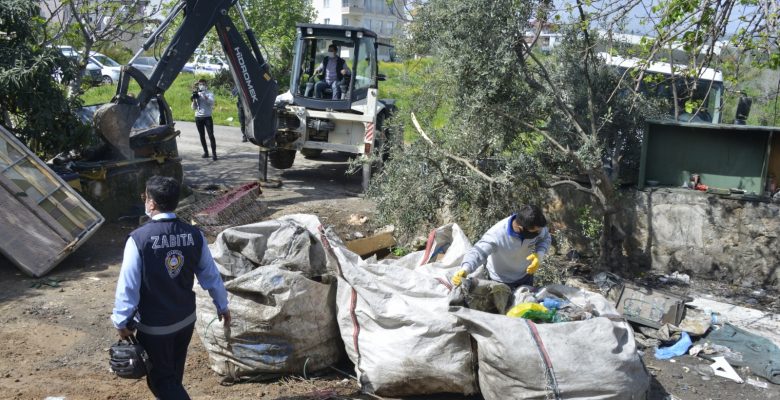 YENİŞEHİR’DE KAÇAK ATIK DEPOLAMA YERLERİ KAPATILDI