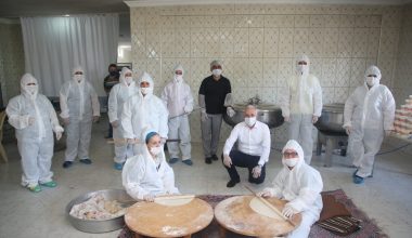 Akdeniz Belediyesinden ekmek ve çorba