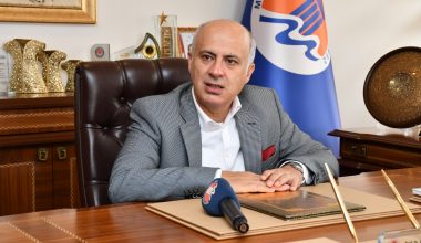 “Sağlık çalışanlarımız üzerine düşen görevi eksiksiz yapıyor”