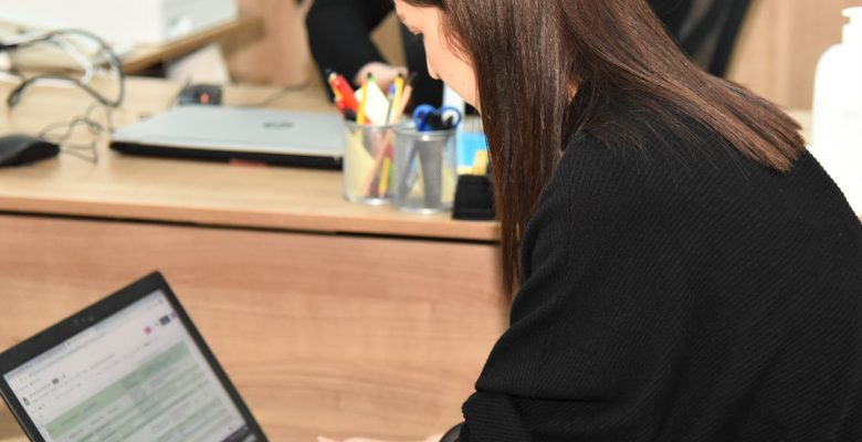 TOROSLAR’DA ONLİNE TERAPİ HİZMETİ SÜRÜYOR