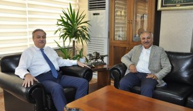 BERBER ve KUAFÖRLER SAAT 23.00’a KADAR AÇIK