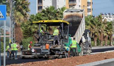 BAŞKAN SEÇER, 36. CADDE’DE SAHA İNCELEMESİ YAPTI