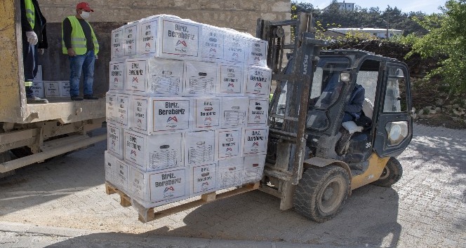 16 bin 122 esnafa gıda kolisi