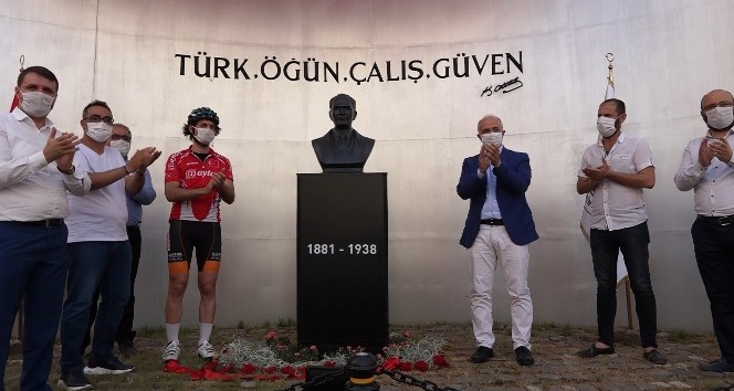 Çamlıbel’e yeni Atatürk büstü
