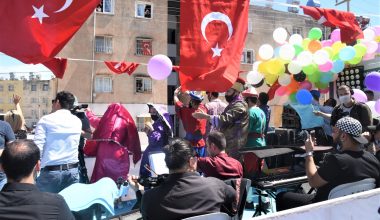 TOROSLAR BELEDİYESİ BAYRAM EĞLENCESİNİ VATANDAŞIN AYAĞINA GÖTÜRDÜ