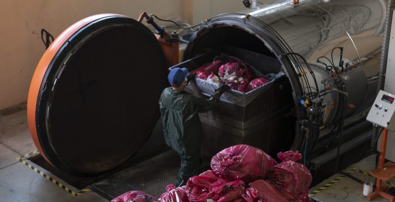 BİR YILDA 2 BİN TON TIBBİ ATIK BERTARAF EDİLDİ