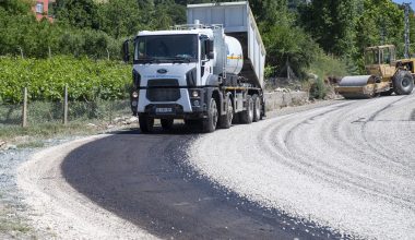 KAYRAKKEŞLİ’NİN ASFALT SORUNU ÇÖZÜLDÜ