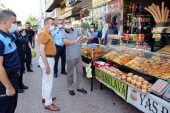 Akdeniz Zabıta Ekipleri; İş yerlerini Denetledi, Maske Dağıttı