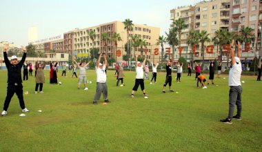 GÜLTAK, VATANDAŞLARLA BİRLİKTE SABAH SPORUNA KATILDI