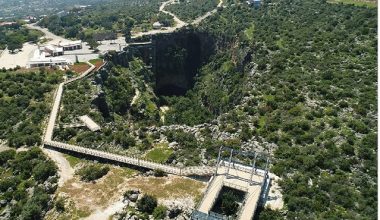 “BİZİM ANAMUR İLE TARSUS ARASINDAKİ ANTİK COĞRAFYAMIZ ANTALYA’DA YOK”