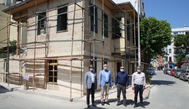 TARİHİ MERSİN EVLERİ GELECEĞE TAŞINACAK