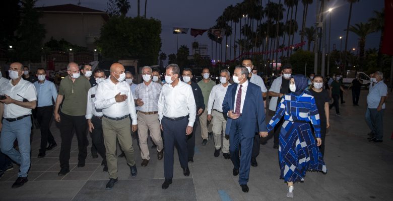 MERSİN’DE DEMOKRASİ VE MİLLİ BİRLİK GÜNÜ TÖRENLERİ YAPILDI