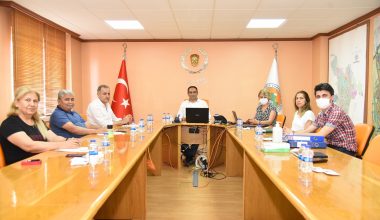 BAŞKAN YILMAZ, YENİ ENCÜMEN ÜYELERİYLE İLK TOPLANTISINI YAPTI