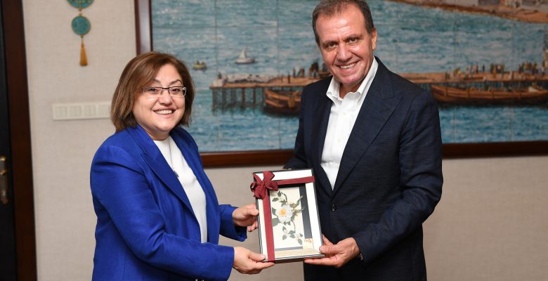 GAZİANTEP BÜYÜKŞEHİR BELEDİYE BAŞKANI MERSİN’DE