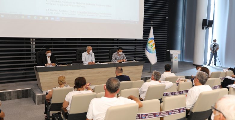 Mezitli Belediye Meclisi uzun bir aradan sonra ilk kez toplandı