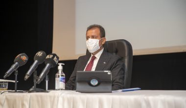 SEÇER: “2 MİLYAR 200 MİLYON LİRA BORCU ŞU AN 1 MİLYAR 500’LÜ RAKAMLARA ÇEKTİK”