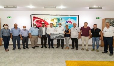 Başkan Seçer, Akdeniz Bölgesi muhtar temsilcileri ile buluştu