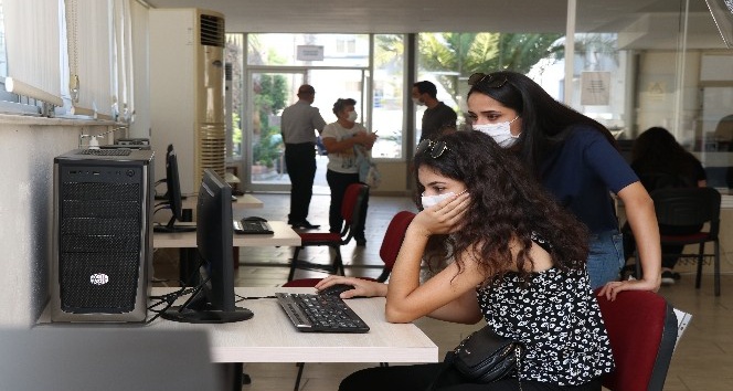 Toros Üniversitesinde kayıt heyecanı başladı.