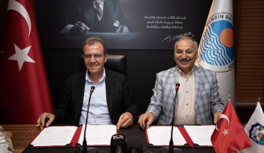 ESNAF VE SANATKÂR  DANIŞMANLIK VE EĞİTİM MERKEZİ PROTOKOLÜ İMZALANDI